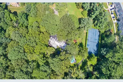 35 Saxon Woods Road, White Plains, NY 10605 - Photo 10