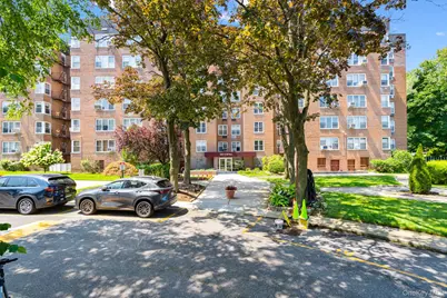 209-15 18th Avenue #3D, Bayside, NY 11360 - Photo 2