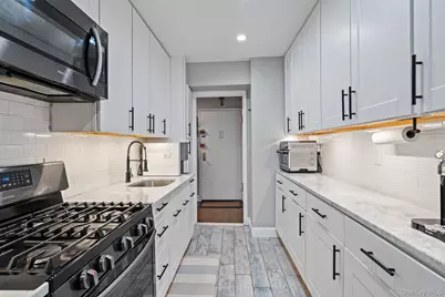 209-15 18th Avenue #3D, Bayside, NY 11360 - Photo 18
