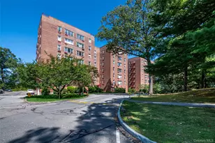 611 Palmer Rd, Yonkers, NY 10701 - Photo 2