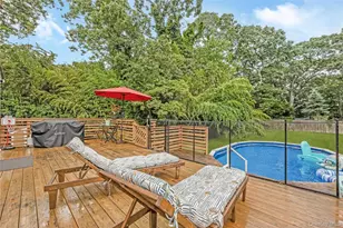 27 Baywood Ln, Bayport, NY 11705 - Photo 28