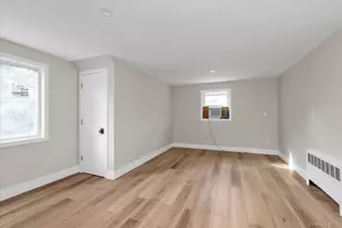 10 Stratton, Huntington Station, NY 11746 - Photo 14