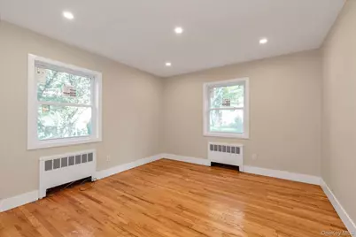 10 Stratton, Huntington Station, NY 11746 - Photo 10