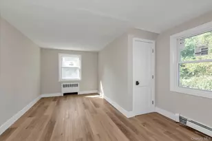 10 Stratton, Huntington Station, NY 11746 - Photo 12