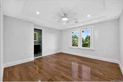 112 Old Oak Lane, Levittown, NY 11756 - Photo 22