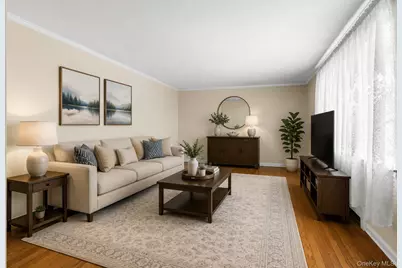17 Robins Crescent #17, New Rochelle, NY 10801 - Photo 4