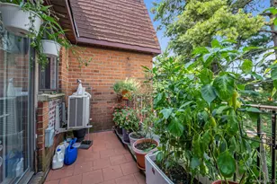 74-49 Calamus Ave, Elmhurst, NY 11373 - Photo 14