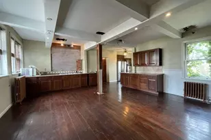 8 Garfield Pl, Poughkeepsie, NY 12601 - Photo 8
