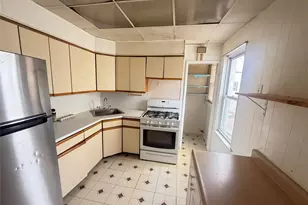 93-08 123rd St, Richmond Hill, NY 11419 - Photo 14