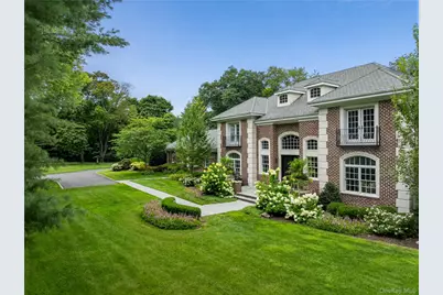 898 Chicken Valley Road, Locust Valley, NY 11560 - Photo 2