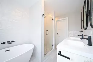 13-15 143rd St, Whitestone, NY 11357 - Photo 20