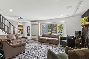 1007 Stafford Rd, Valley Stream, NY 11580 - Photo 6
