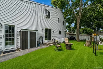 35 E 6th Street, Patchogue, NY 11772 - Photo 28