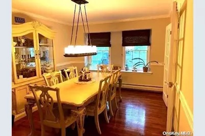 174 Lodge Avenue, Huntington Station, NY 11746 - Photo 6