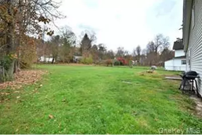 6 Broadhead Street, Ellenville, NY 12428 - Photo 14