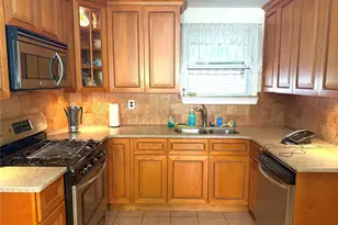 59-41 161st St, Fresh Meadows, NY 11365 - Photo 1