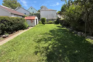 59-41 161st St, Fresh Meadows, NY 11365 - Photo 16