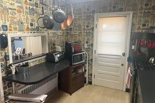 41-39 248th St, Little Neck, NY 11363 - Photo 16