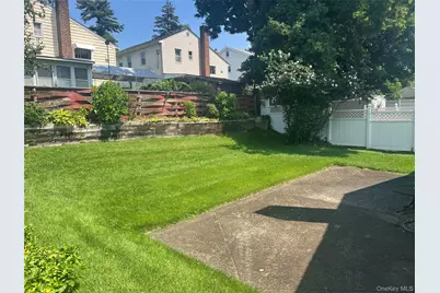 4139 248 Street, Little Neck, NY 11363 - Photo 18