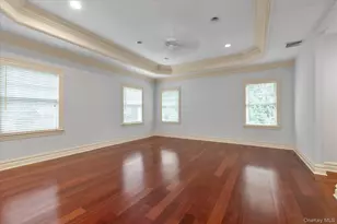 171 Stillwell Ln, Syosset, NY 11791 - Photo 20