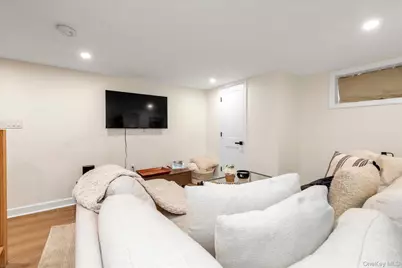 105 Ocean Avenue, Bellmore, NY 11710 - Photo 16