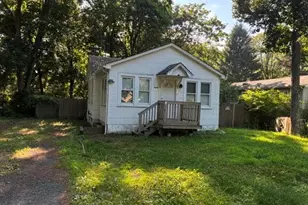 80 Magnolia Dr, Mastic Beach, NY 11951 - Photo 2