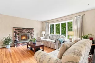 16 Cromwell Dr, Poughkeepsie, NY 12603 - Photo 8