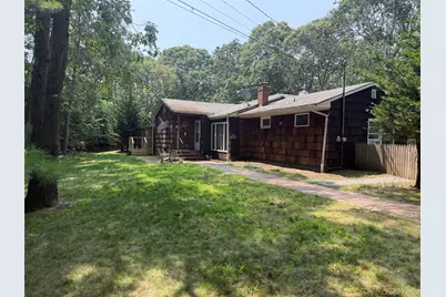 25 Columbia Avenue, Westhampton, NY 11977 - Photo 2
