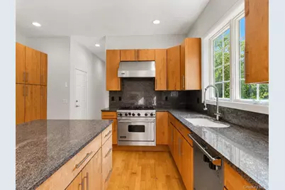 61 Shore Road #B, Mount Sinai, NY 11766 - Photo 16