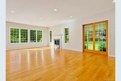61 Shore Road #B, Mount Sinai, NY 11766 - Photo 10