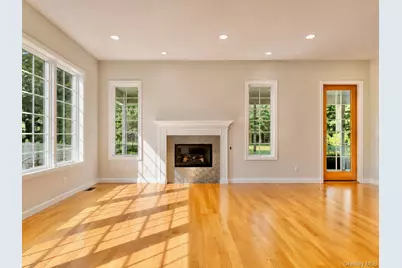 61 Shore Road #B, Mount Sinai, NY 11766 - Photo 14