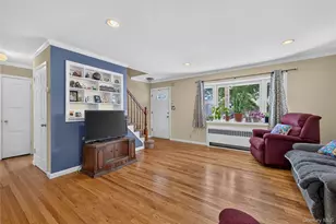88 Crestwood Blvd, Farmingdale, NY 11735 - Photo 6