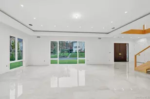 17 Wallenberg Cir, Monsey, NY 10952 - Photo 4