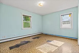1037 Broadway, Westbury, NY 11590 - Photo 20