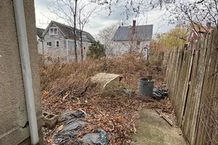 256 Sharpe Ave, New York, NY 10302 - Photo 24
