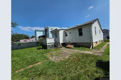 533 S 8th Street, Lindenhurst, NY 11757 - Photo 4