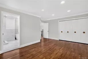 20 Earle Pl, Manhasset, NY 11030 - Photo 16