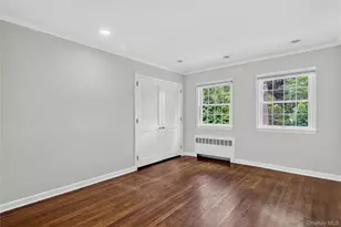 20 Earle Pl, Manhasset, NY 11030 - Photo 24