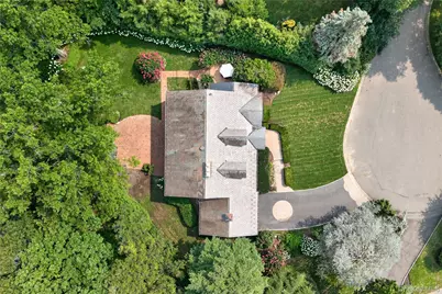 20 Earle Place, Manhasset, NY 11030 - Photo 42