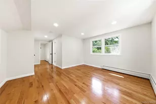 930 Park Dr, Wantagh, NY 11793 - Photo 26