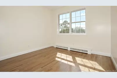 122 Bates Drive, Monsey, NY 10952 - Photo 24