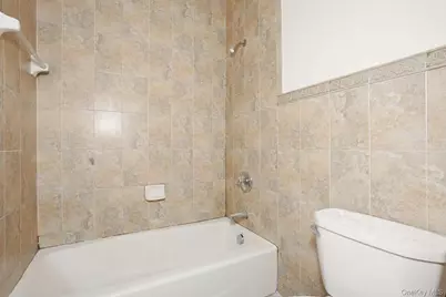 122 Bates Drive, Monsey, NY 10952 - Photo 26