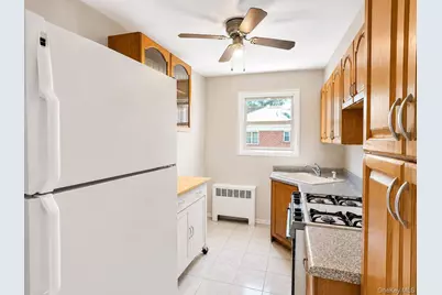 15-98 212 Street #276, Bayside, NY 11360 - Photo 6