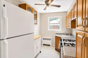 15-98 212th St, Bayside, NY 11360 - Photo 6