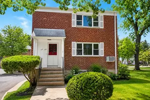 15-98 212th St, Bayside, NY 11360 - Photo 2