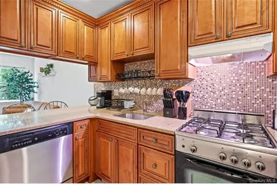 49 Canoe Place, Hampton Bays, NY 11946 - Photo 4