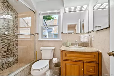 49 Canoe Place, Hampton Bays, NY 11946 - Photo 20