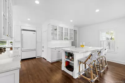 1 Bishop Avenue, Westhampton, NY 11977 - Photo 6
