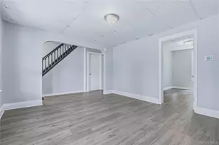 70 Van Deusen St, Kingston, NY 12401 - Photo 6