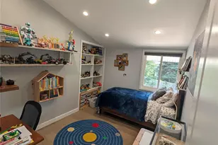 28 Florida Ave, Commack, NY 11725 - Photo 6